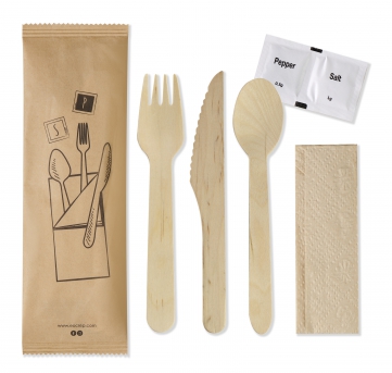 Set of eco-friendly cutlery for take-away
